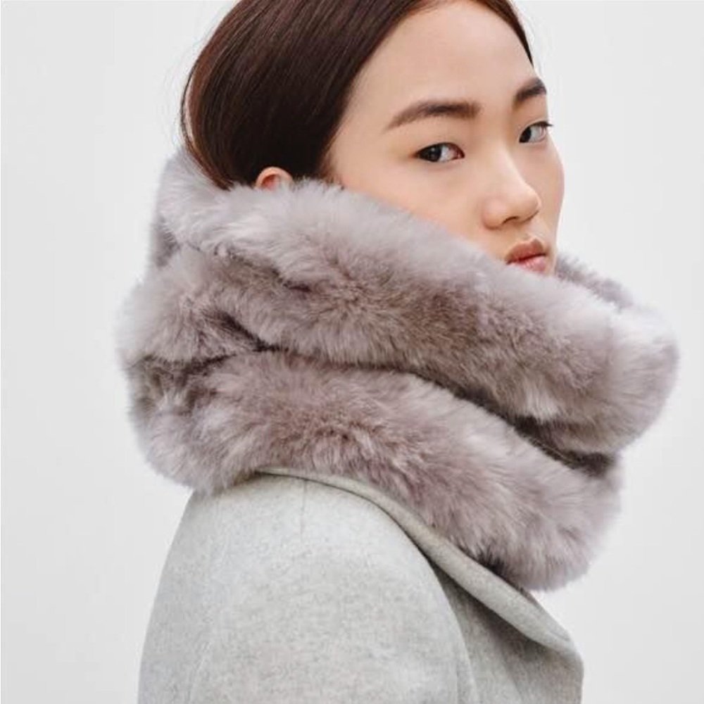 Babaton Vegan Fur Infinity Scarf